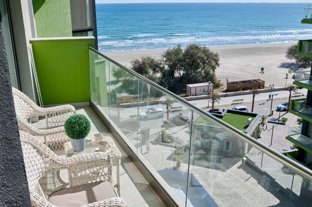 Sara Blu Apartment Spa And Pool Beach Resort Mamaia Eksteriør bilde
