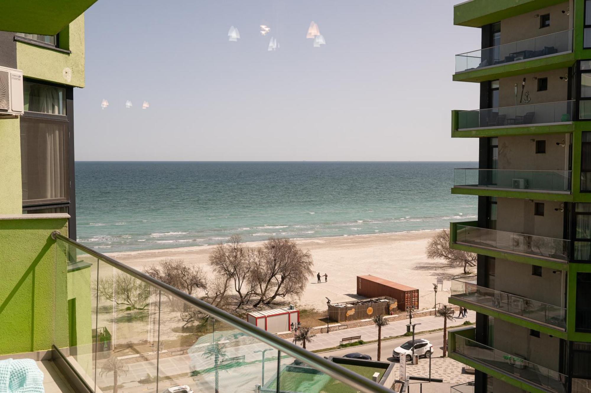 Sara Blu Apartment Spa And Pool Beach Resort Mamaia Eksteriør bilde